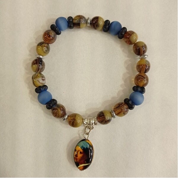 Bracelets with glass beads Authors - Bracciali con perline in vetro Autori